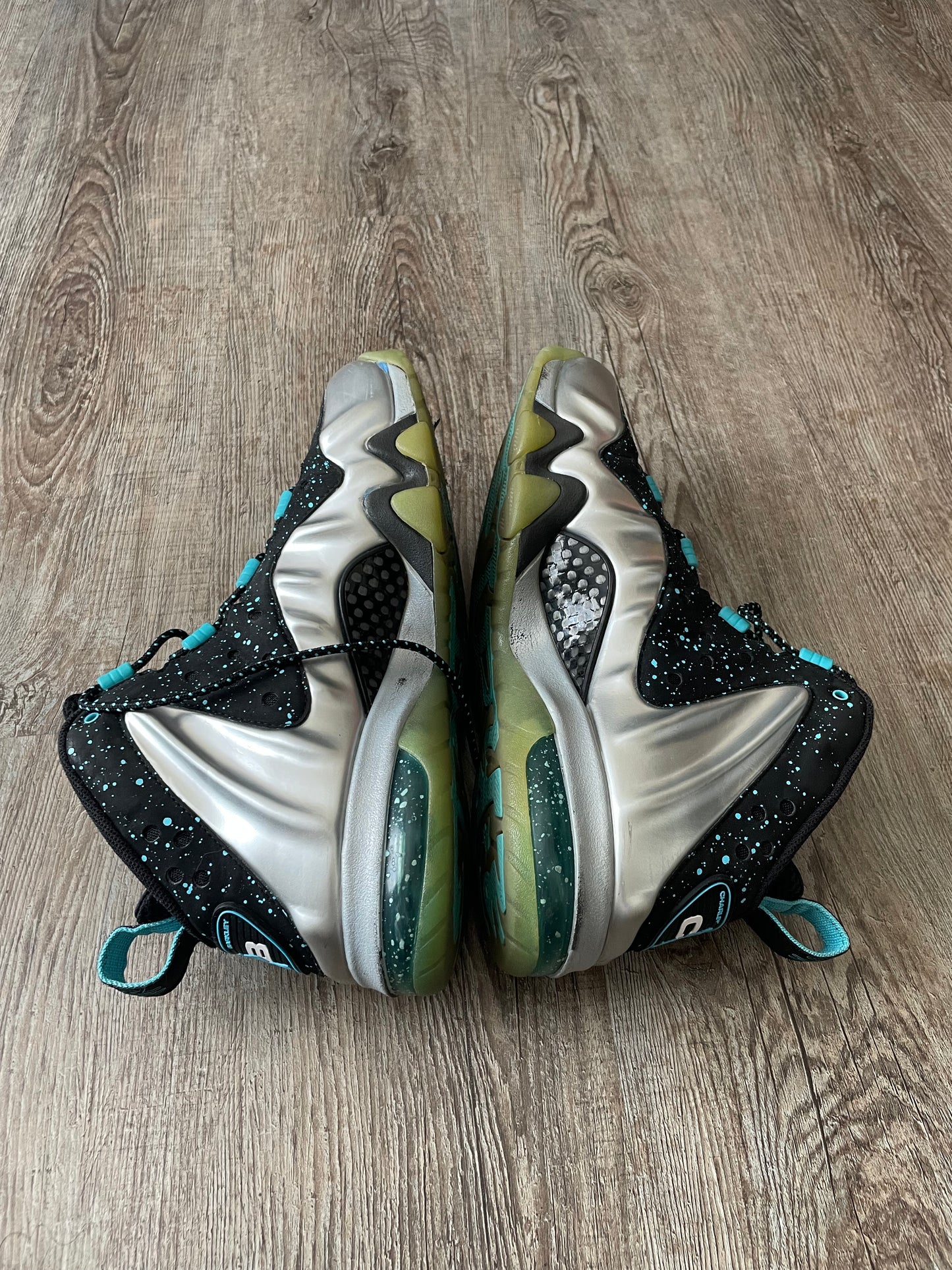 (10.5) NIKE Barkley Posite Max “Splatter”