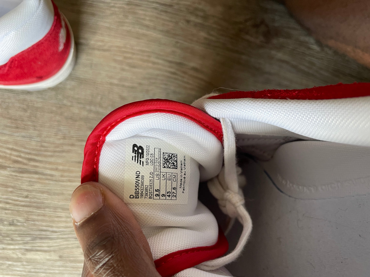 (9.5) NEW BALANCE 550 "Suede Pack Red"