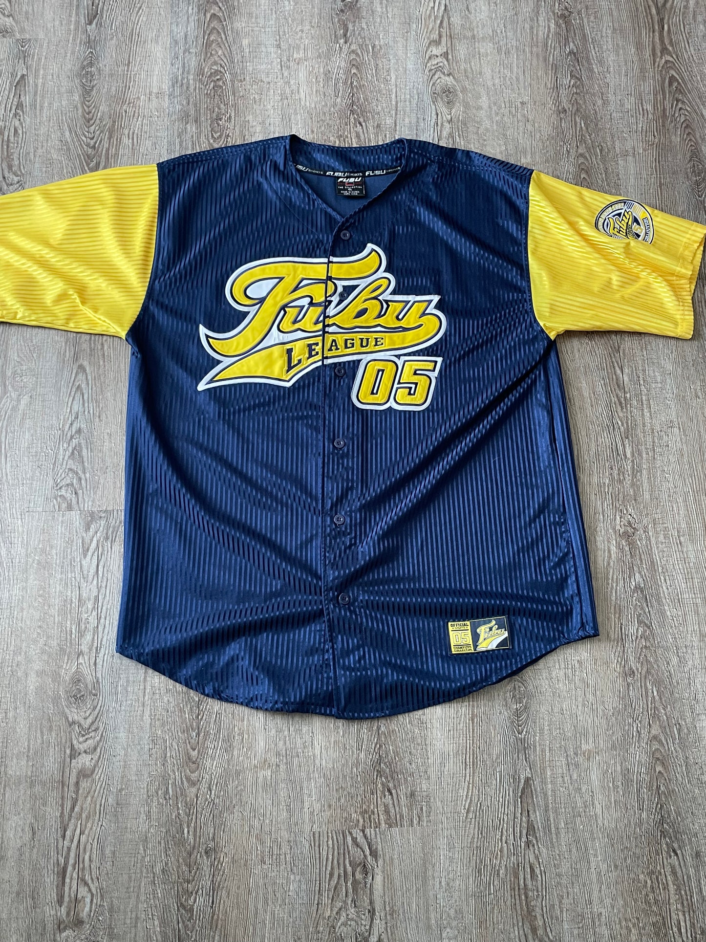 (XL) VINTAGE FUBU Baseball Jersey