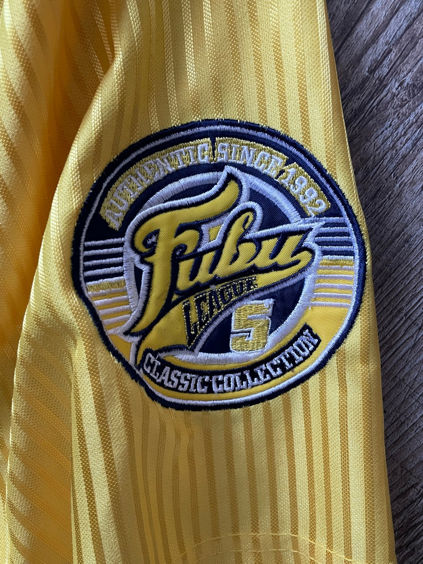 (XL) VINTAGE FUBU Baseball Jersey