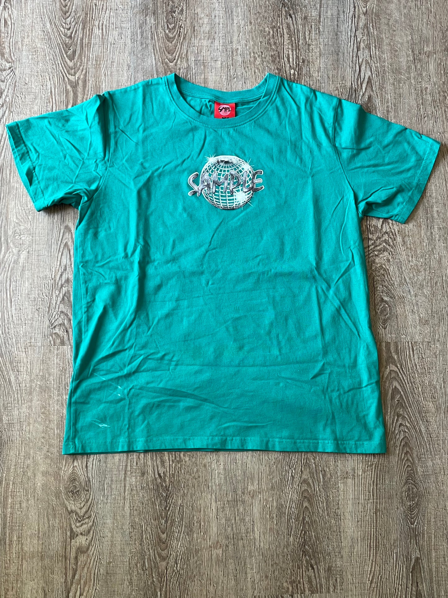 (XL) SAMPLE INDUSTRIES "SMPL Global" Tee